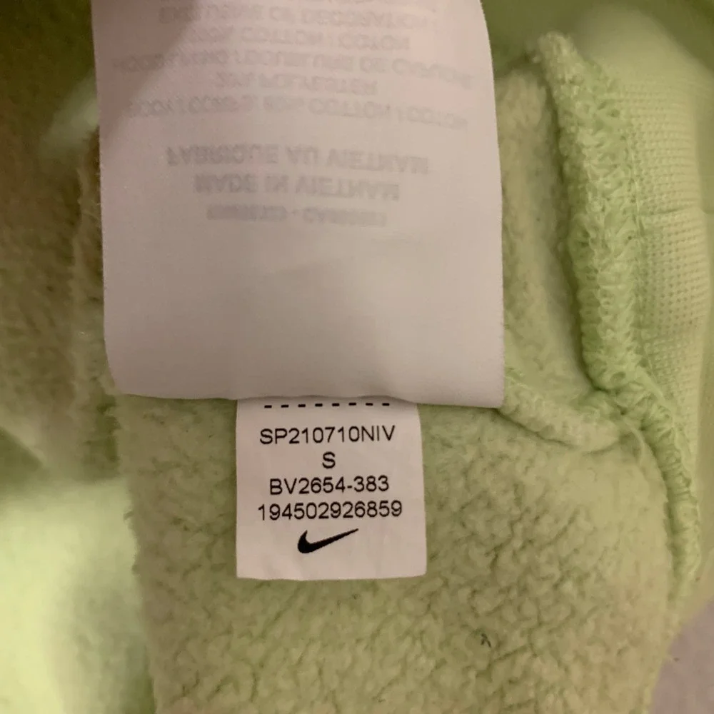 Nike Sportswear Club Fleece Hoodie Mens Small Lime Green Pullover BV2654-383